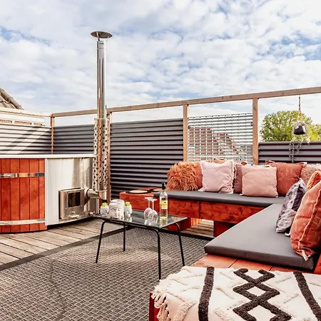Luxe Met Dakterras Gennep