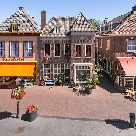 Luxe Met Dakterras Bed & Breakfast